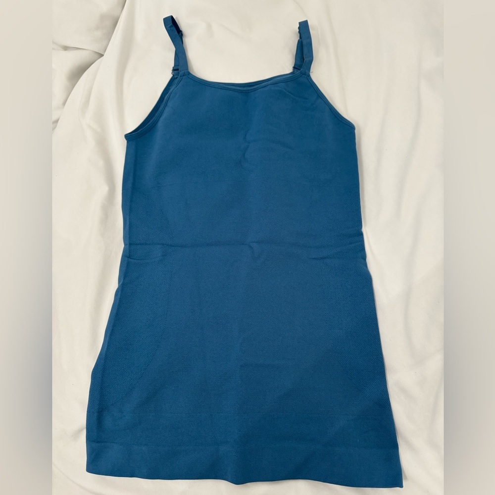Shapermint Essentials All Day Every Day Scoop Neck Cami